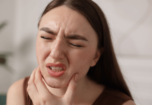 Comprendre les douleurs de la mâchoire et leurs causes